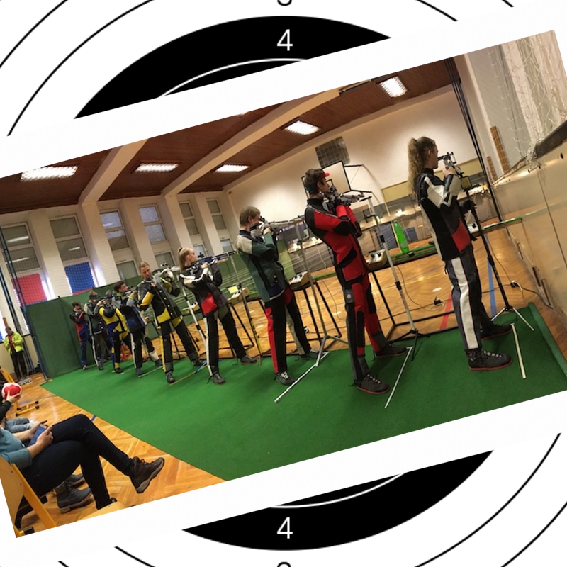 PRVNÍ SOUTĚŽNÍ 400